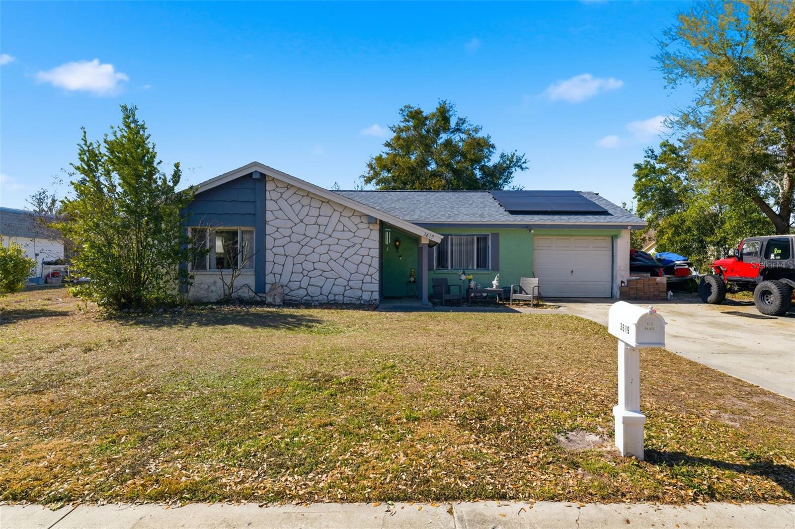 BEACON SQUARE - Residential