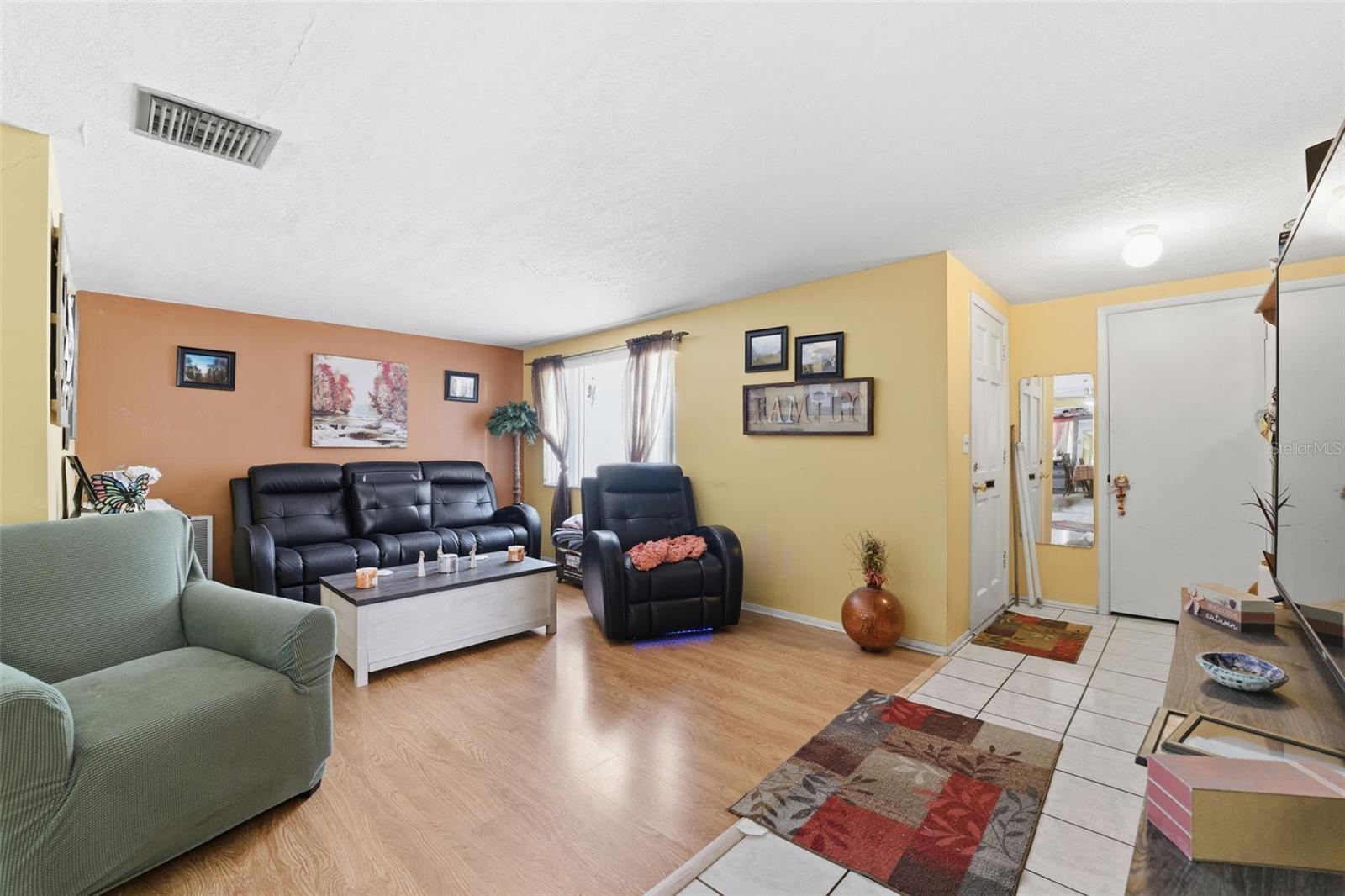 BEACON SQUARE - Residential