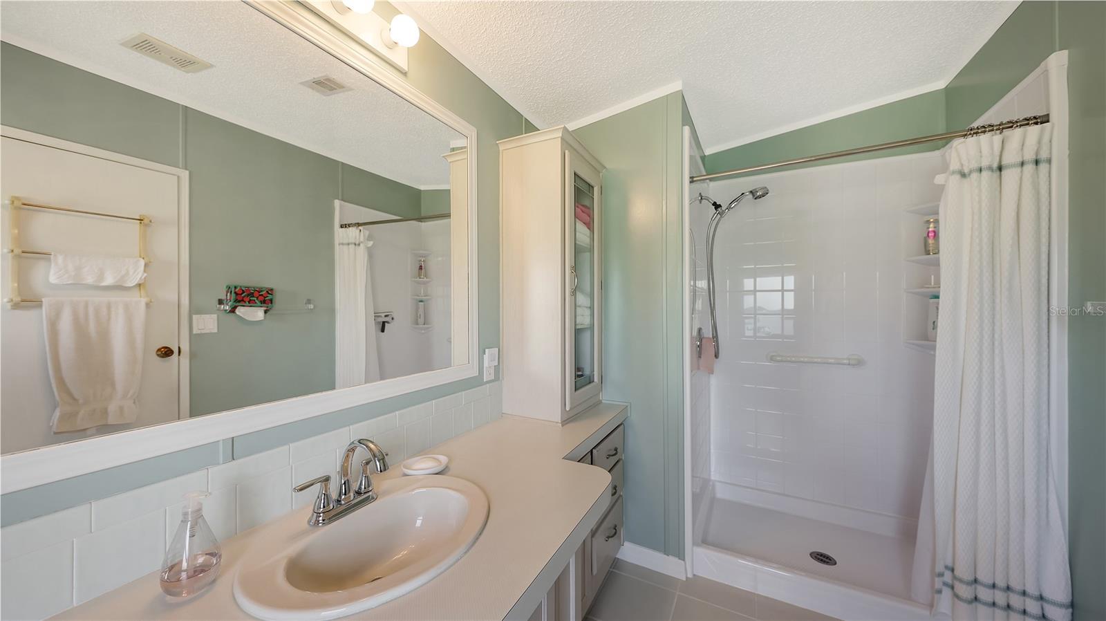 GOLD TREE CO-OP - Residential