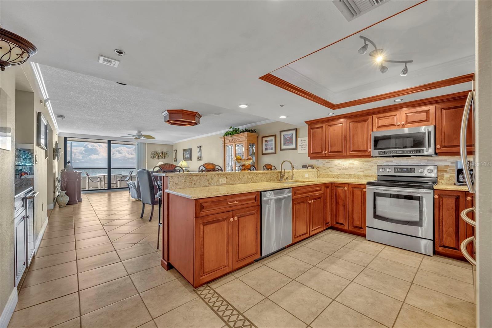 5255 S ATLANTIC AVENUE 802