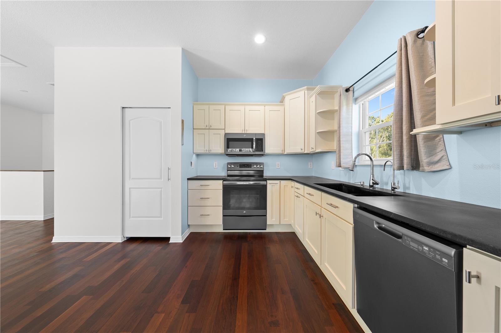 S L & I C - Residential