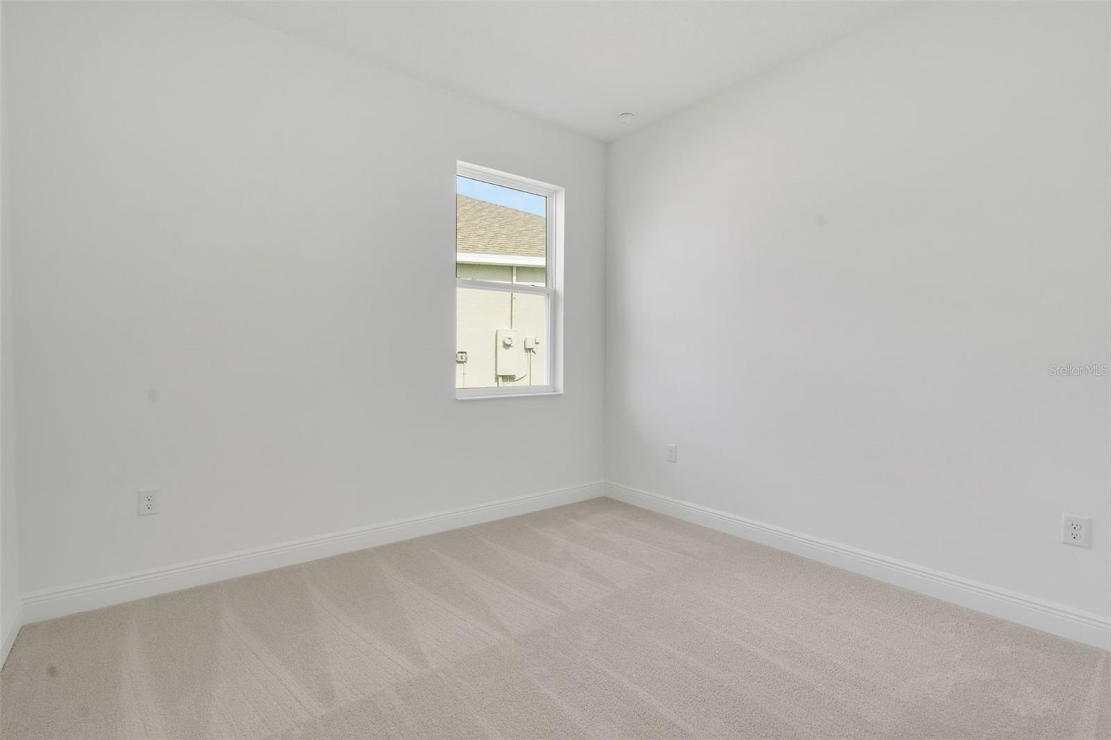 RESERVES AT HAMMOCK OAKS - Residential