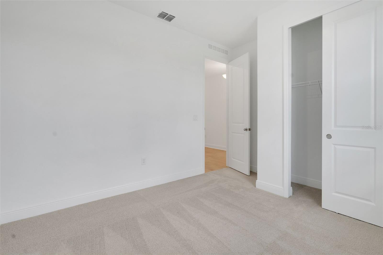 RESERVES AT HAMMOCK OAKS - Residential