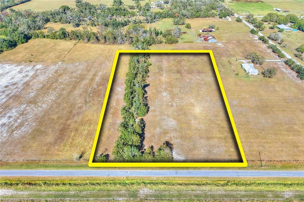 Photo of Colding Loop, Wimauma, FL 33598 (MLS # TB8469561)