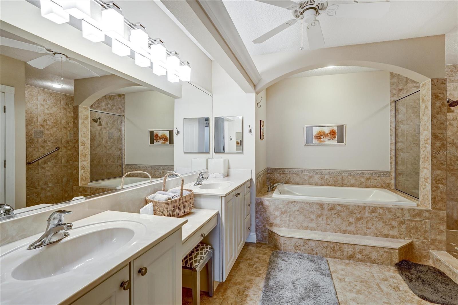 GRANDE OAKS PRESERVE - Residential