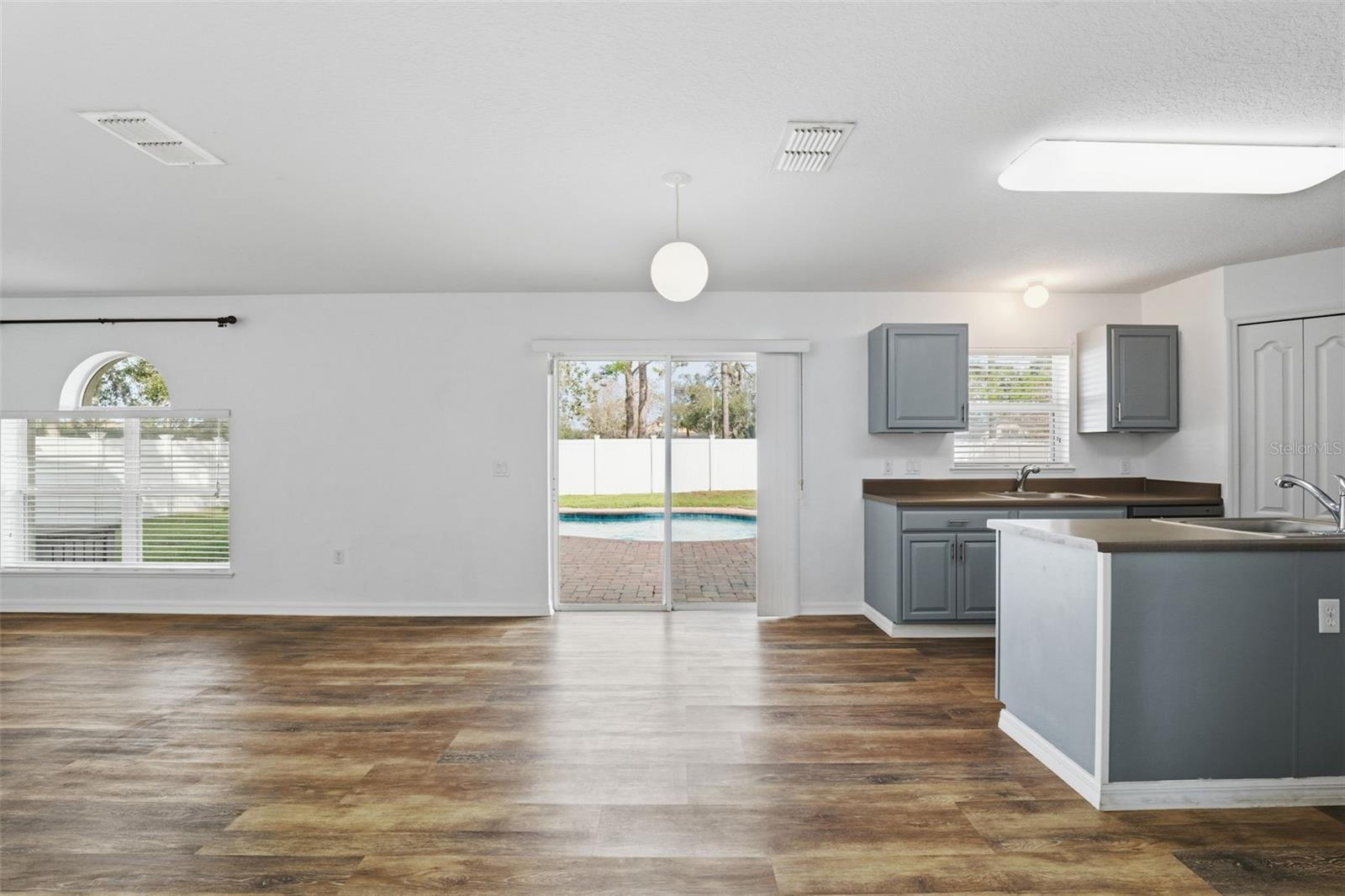 VILLAGES AT AVALON PH 2B EAST - Residential