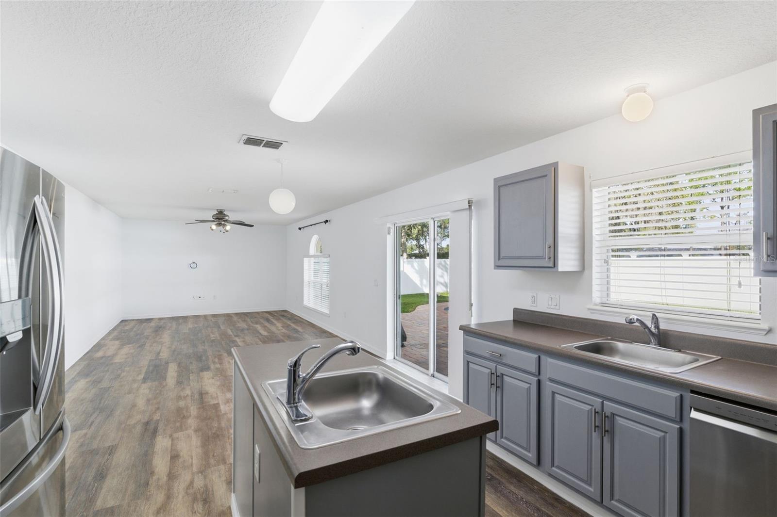 VILLAGES AT AVALON PH 2B EAST - Residential