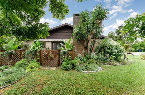 A home in WINTER HAVEN