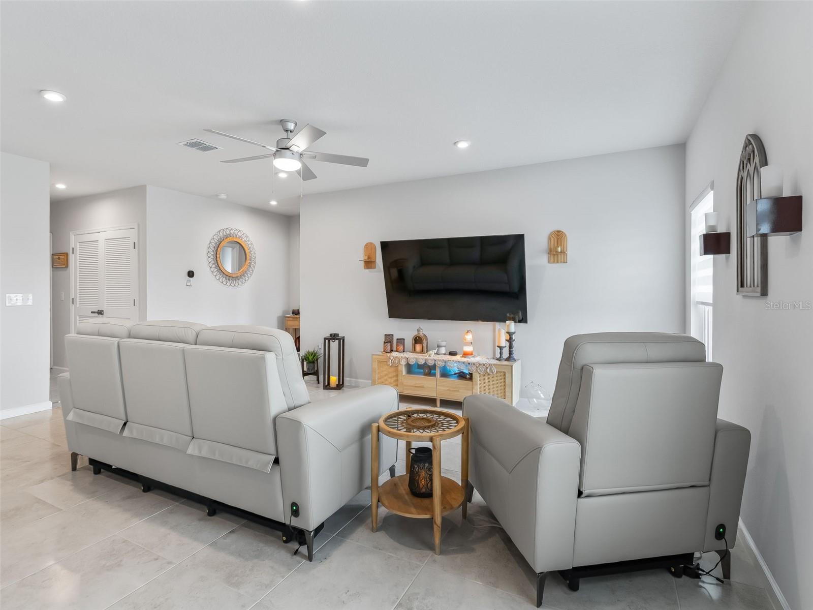SUMTER VILLAS PH 4 - Residential