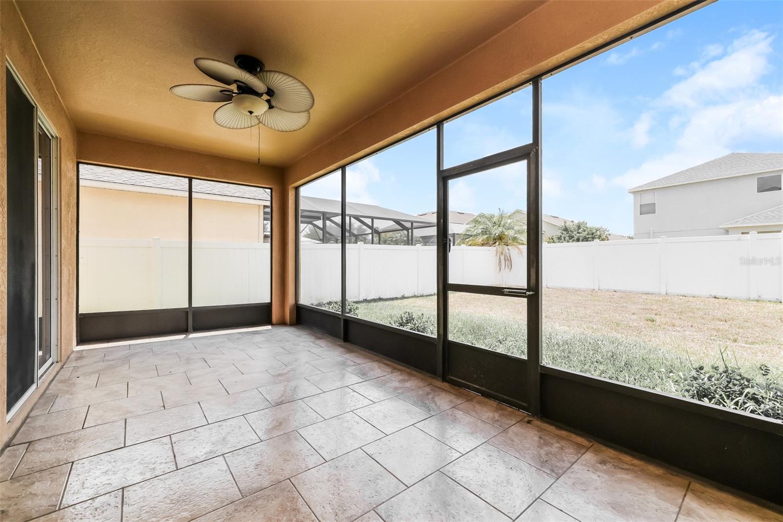 LOT 24 BLOCK 27 - Residential