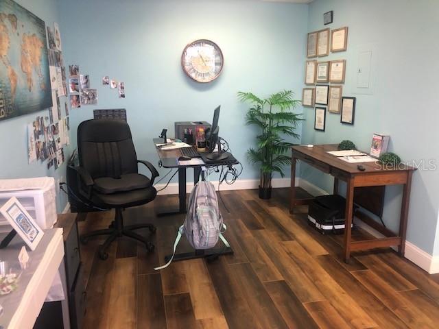 PORT CHARLOTTE SUB 03 - Commercial Lease