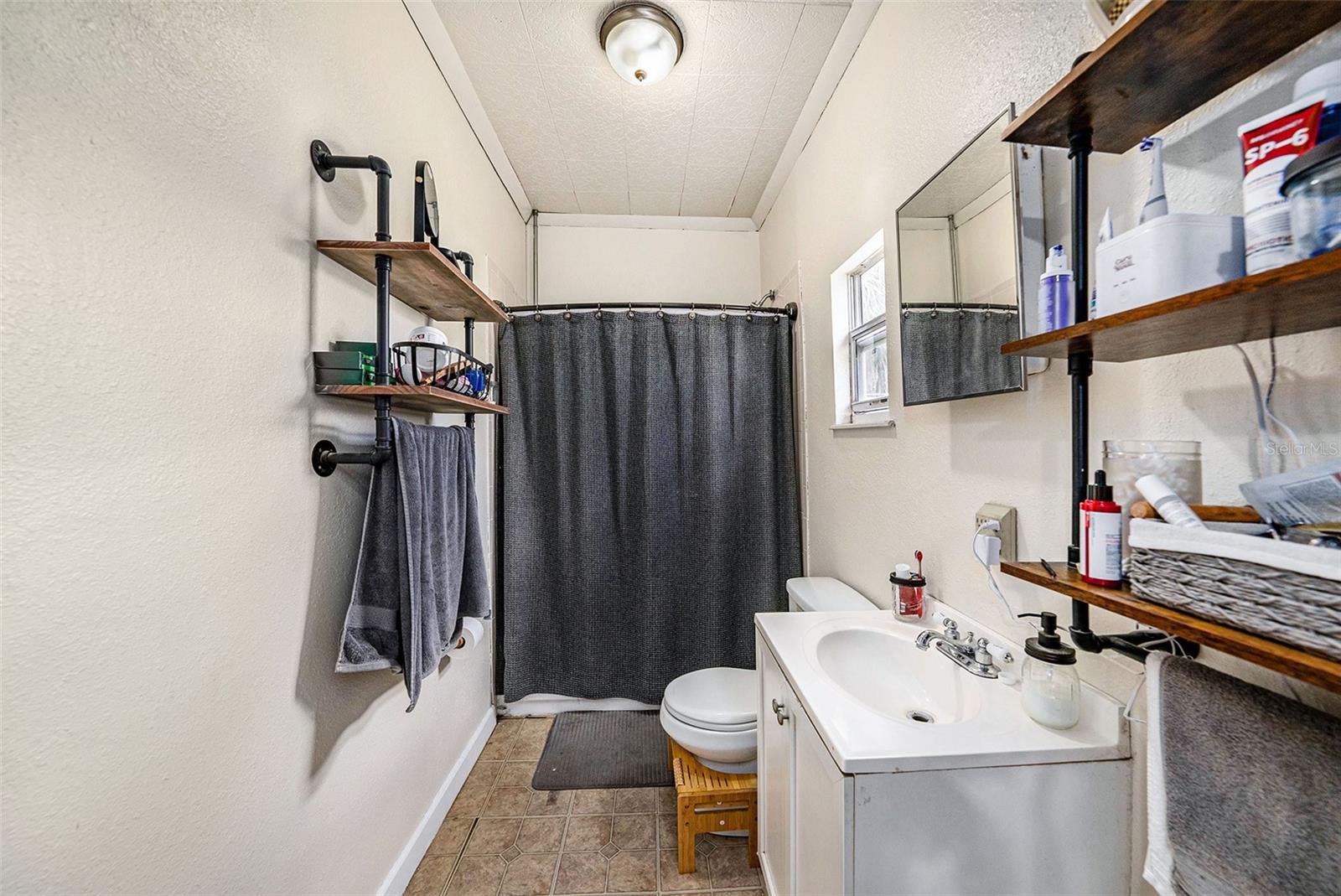 OAK RIDGE TERRACE - Residential