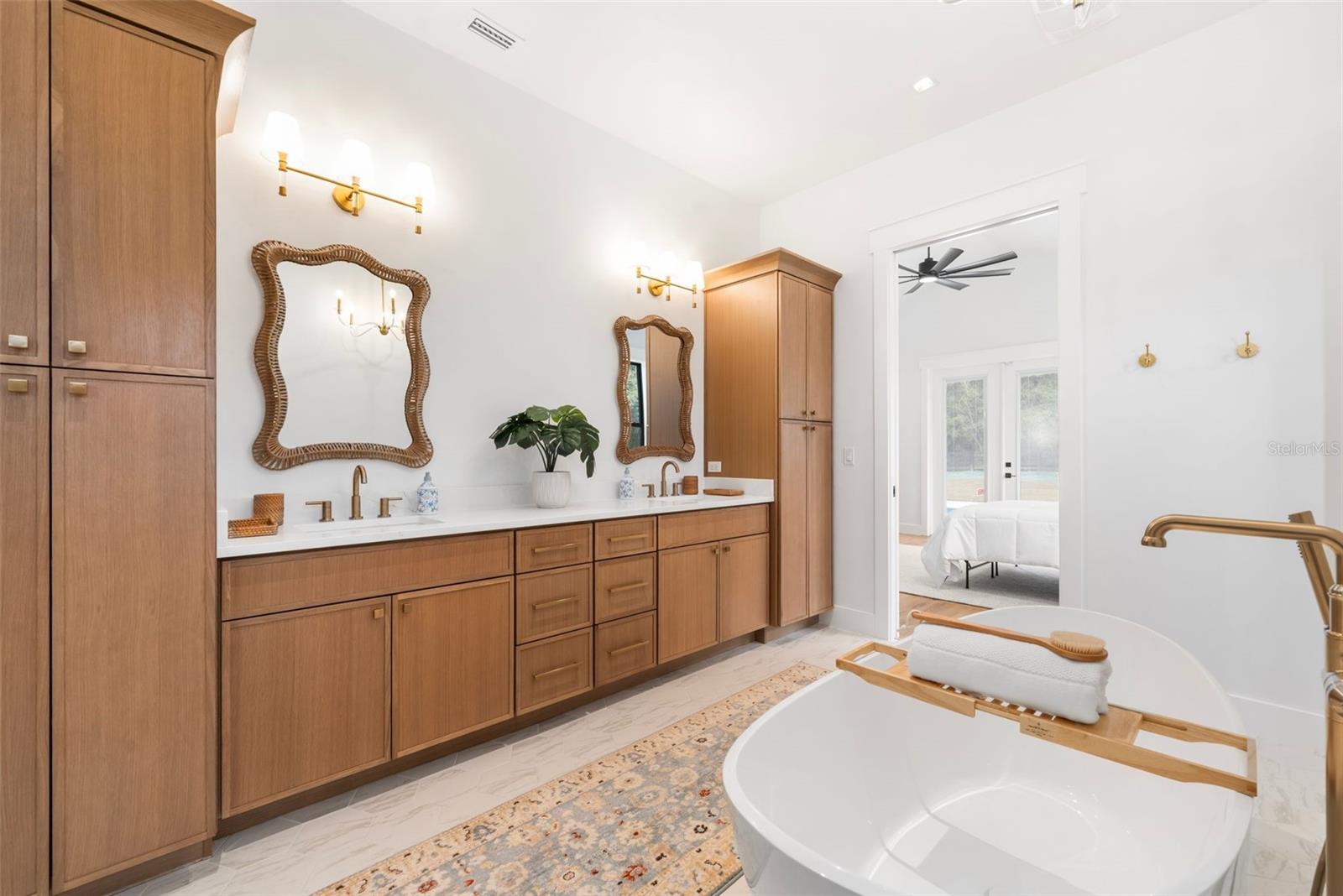 BARRINGTON PB 38 PG 85 - Residential