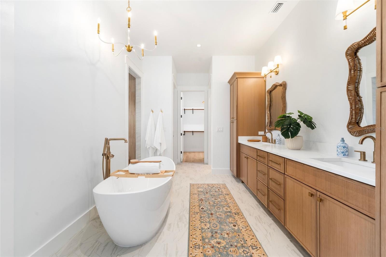 BARRINGTON PB 38 PG 85 - Residential