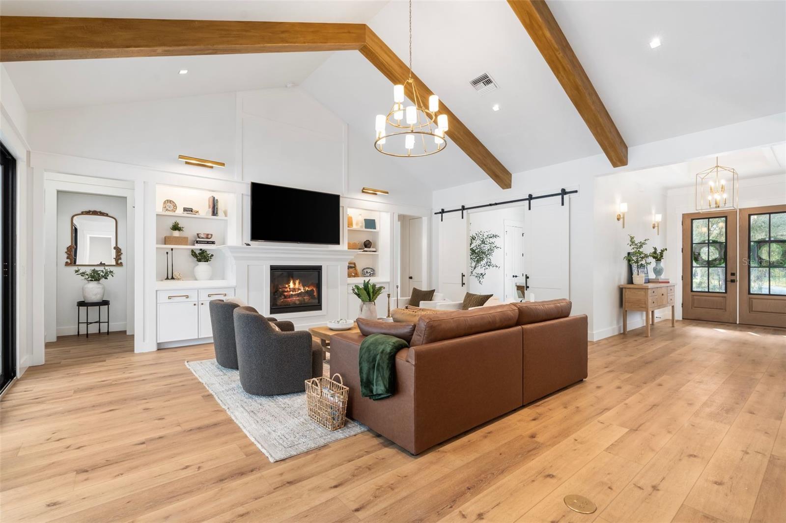 BARRINGTON PB 38 PG 85 - Residential