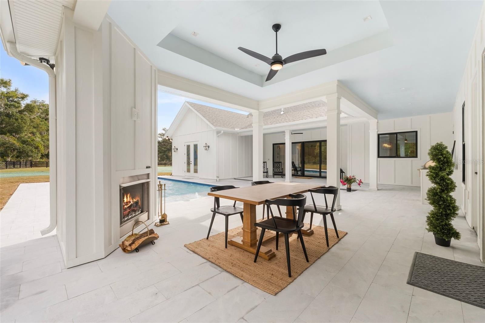 BARRINGTON PB 38 PG 85 - Residential