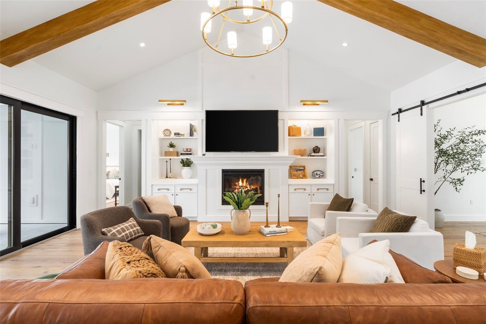 BARRINGTON PB 38 PG 85 - Residential