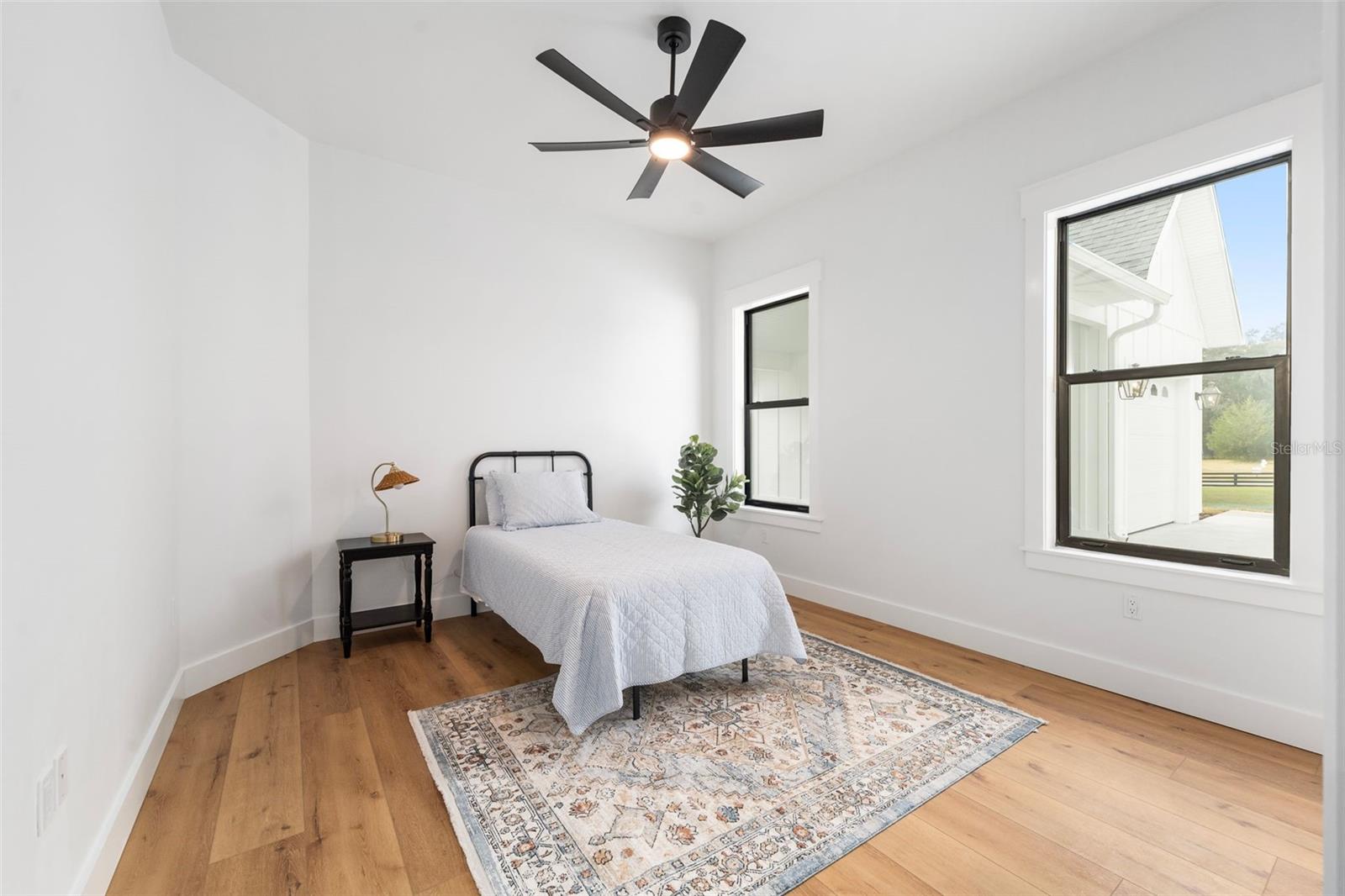 BARRINGTON PB 38 PG 85 - Residential