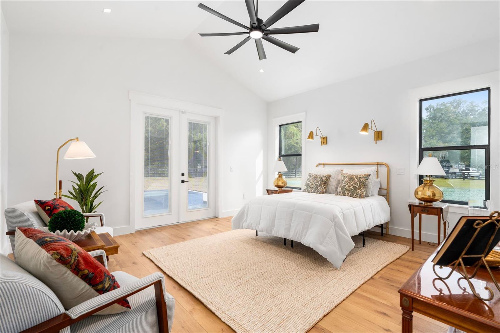 BARRINGTON PB 38 PG 85 - Residential