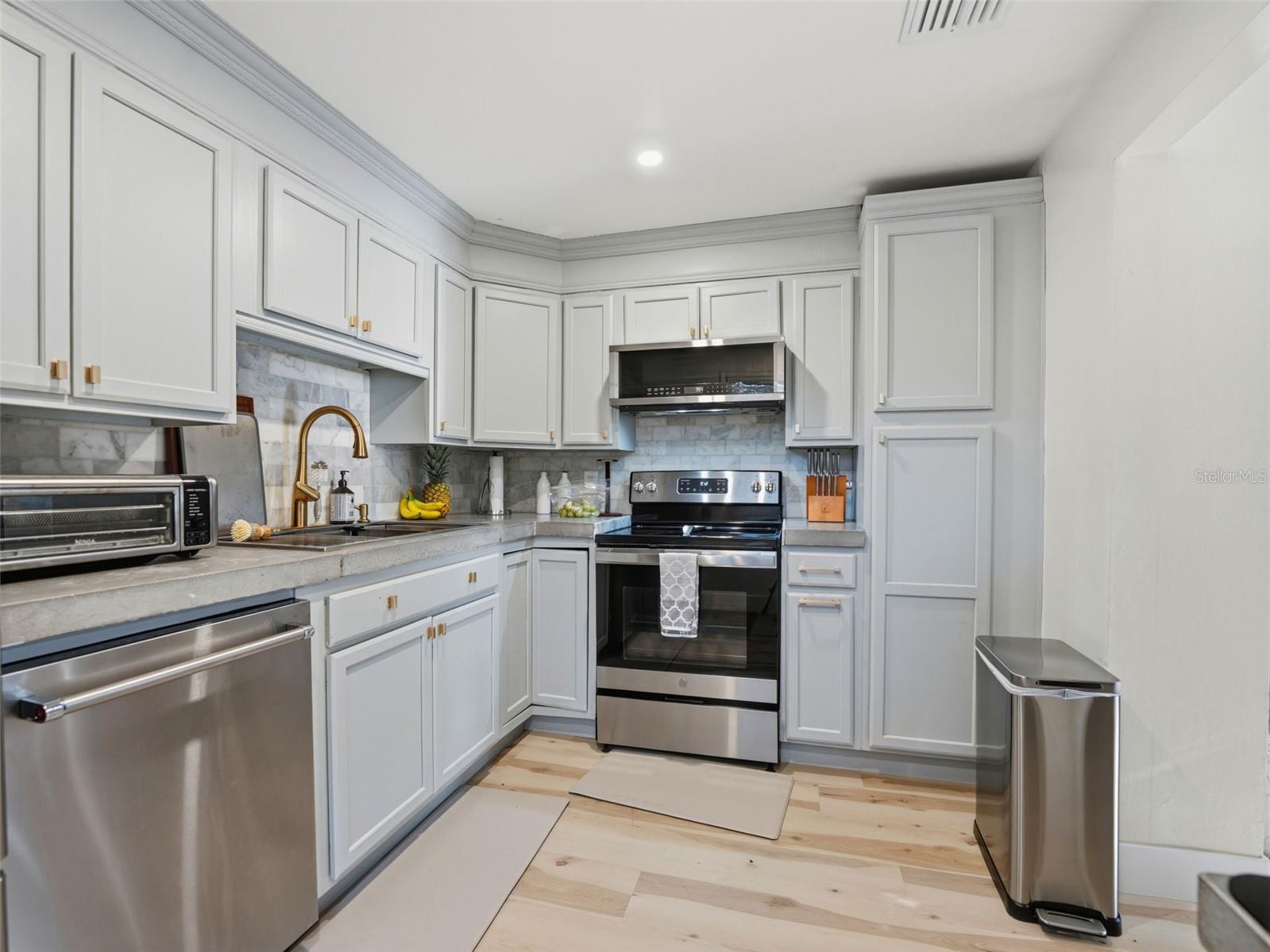 WRIGHTS ALOTMENT AN ADD - Residential