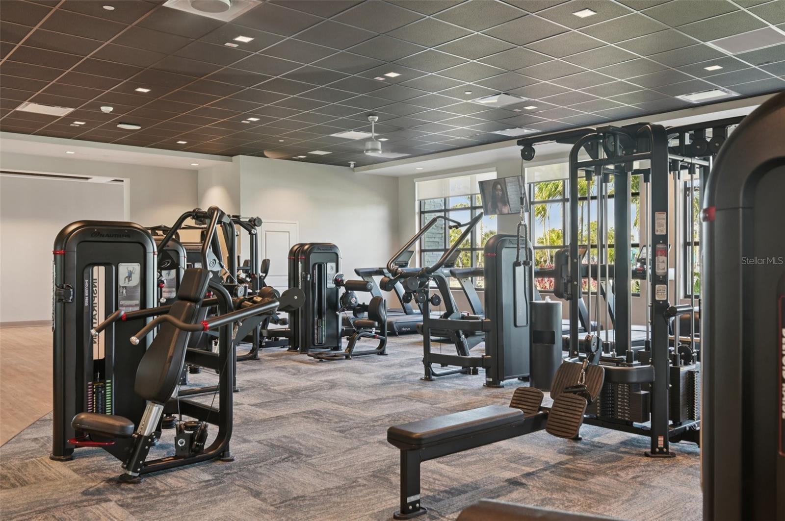 WELLEN PARK GOLF & COUNTRY CLUB - Residential