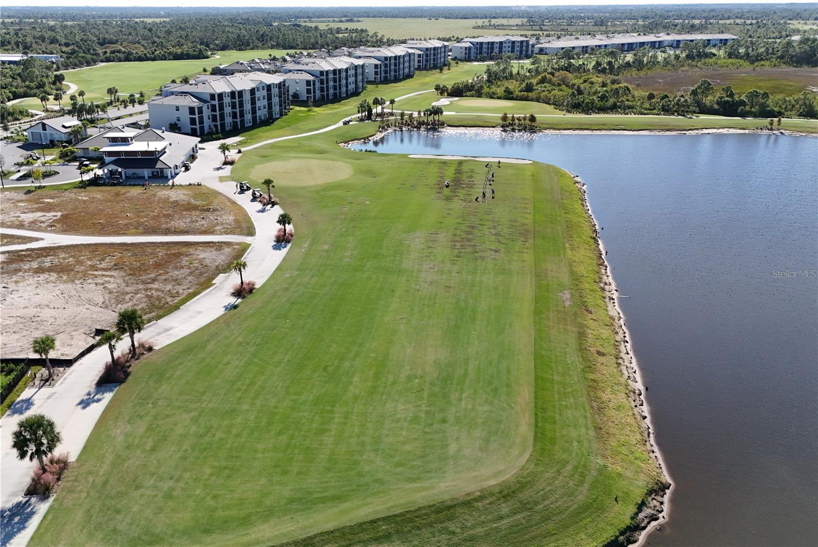 WELLEN PARK GOLF & COUNTRY CLUB - Residential