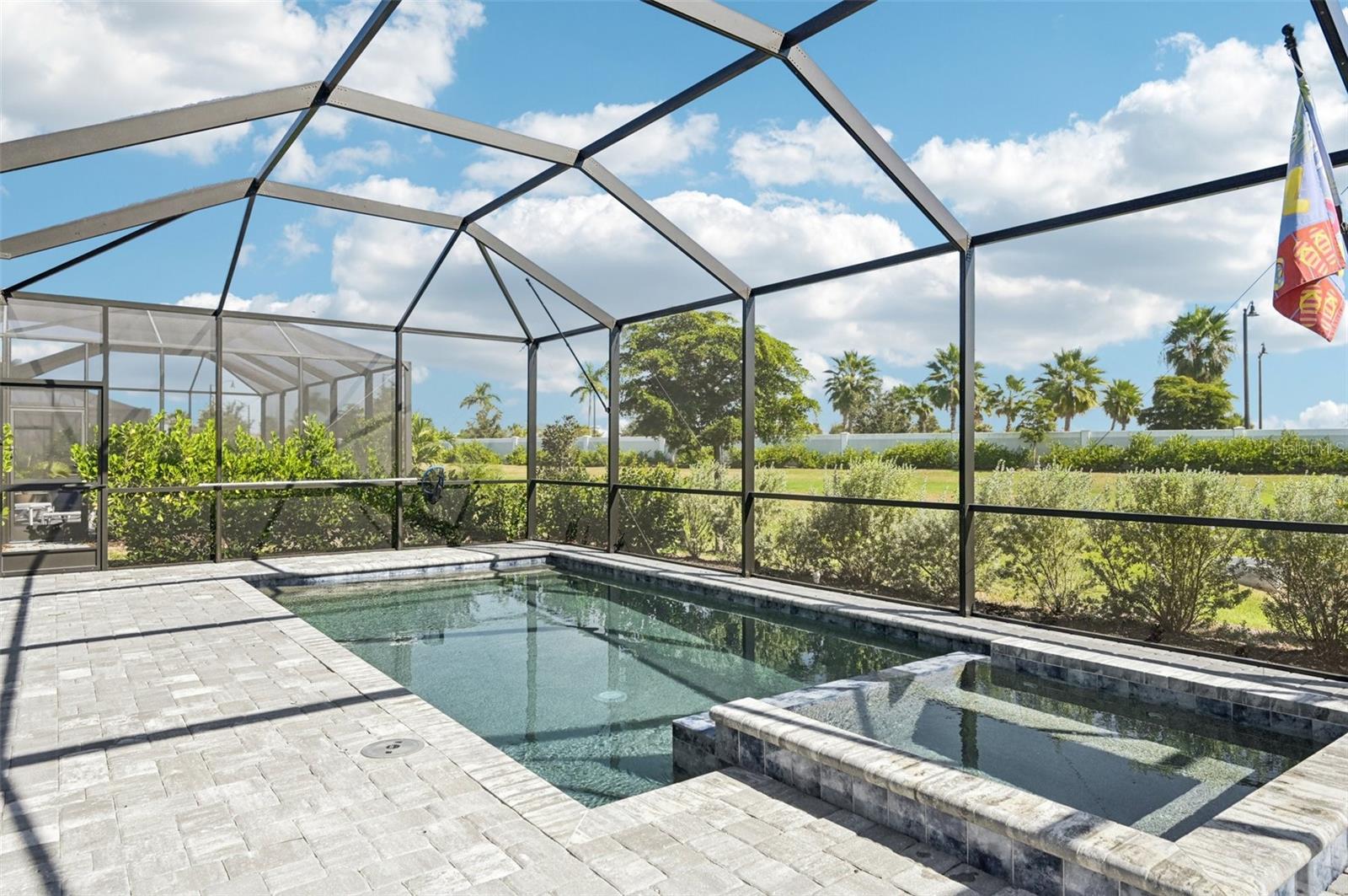 WELLEN PARK GOLF & COUNTRY CLUB - Residential