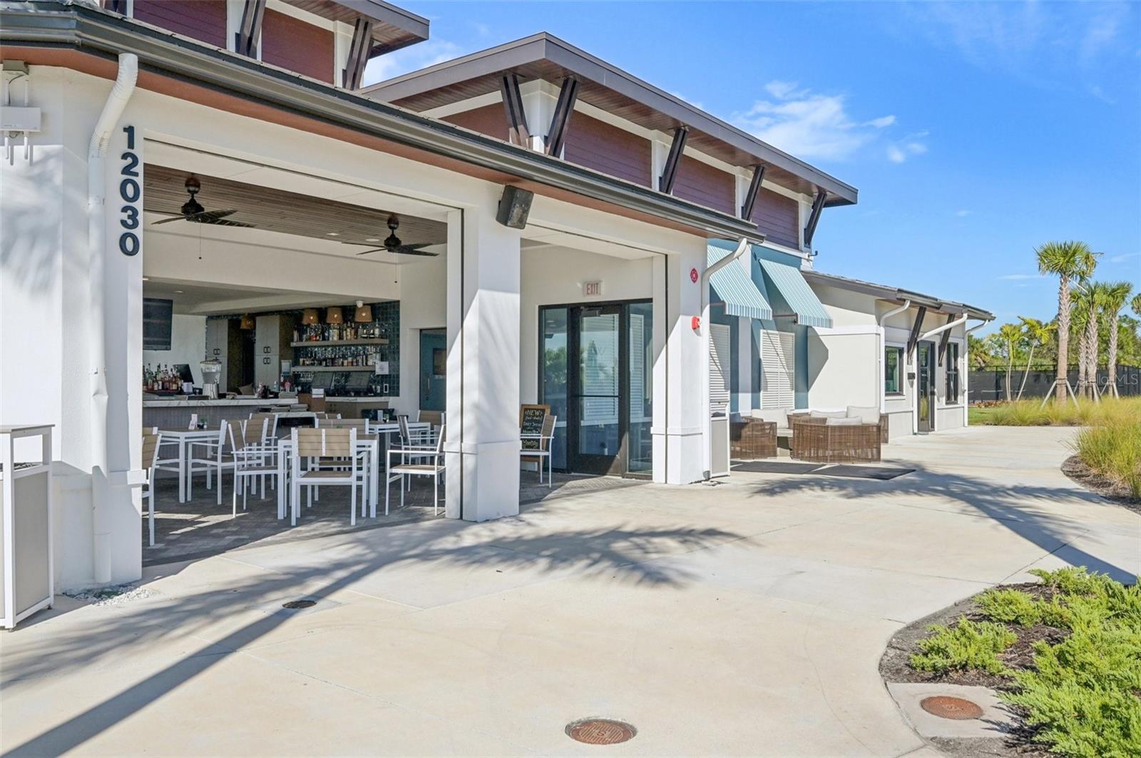 WELLEN PARK GOLF & COUNTRY CLUB - Residential