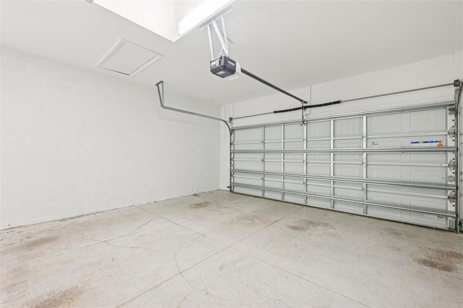 WELLEN PARK GOLF & COUNTRY CLUB - Residential