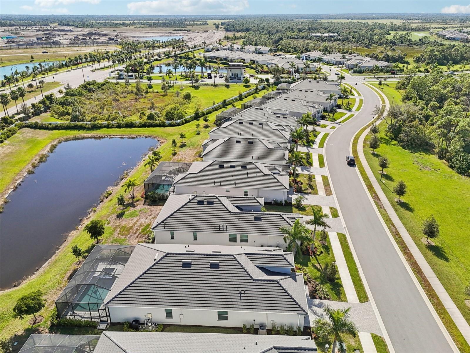 WELLEN PARK GOLF & COUNTRY CLUB - Residential