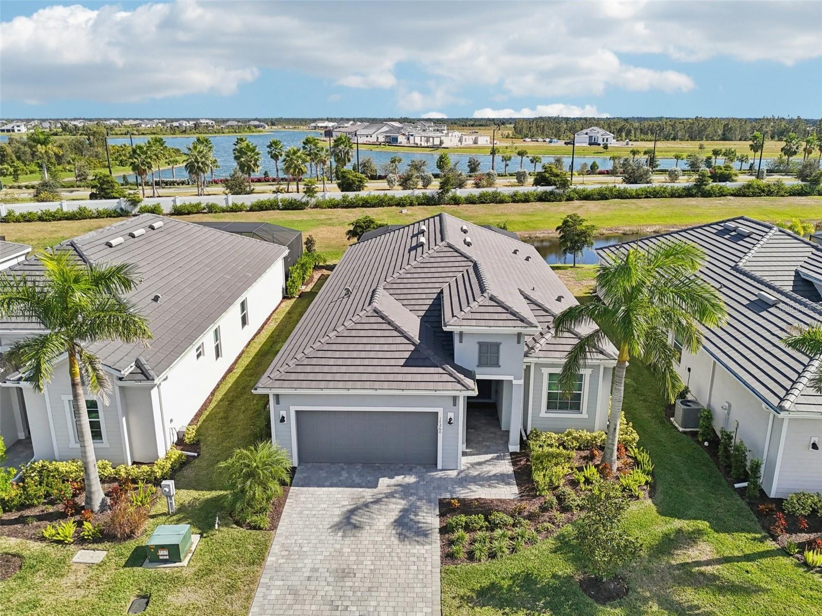 WELLEN PARK GOLF & COUNTRY CLUB - Residential