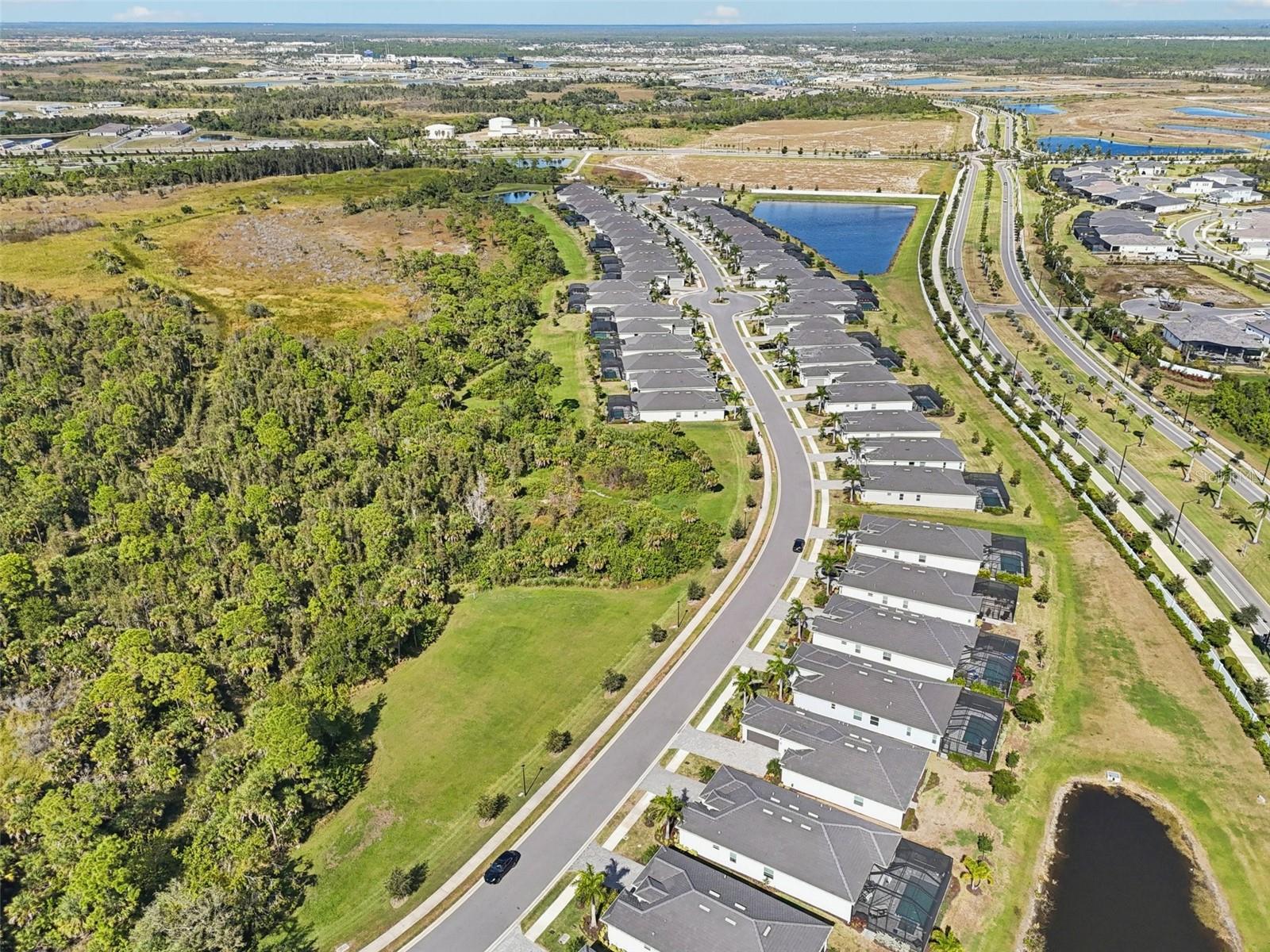 WELLEN PARK GOLF & COUNTRY CLUB - Residential