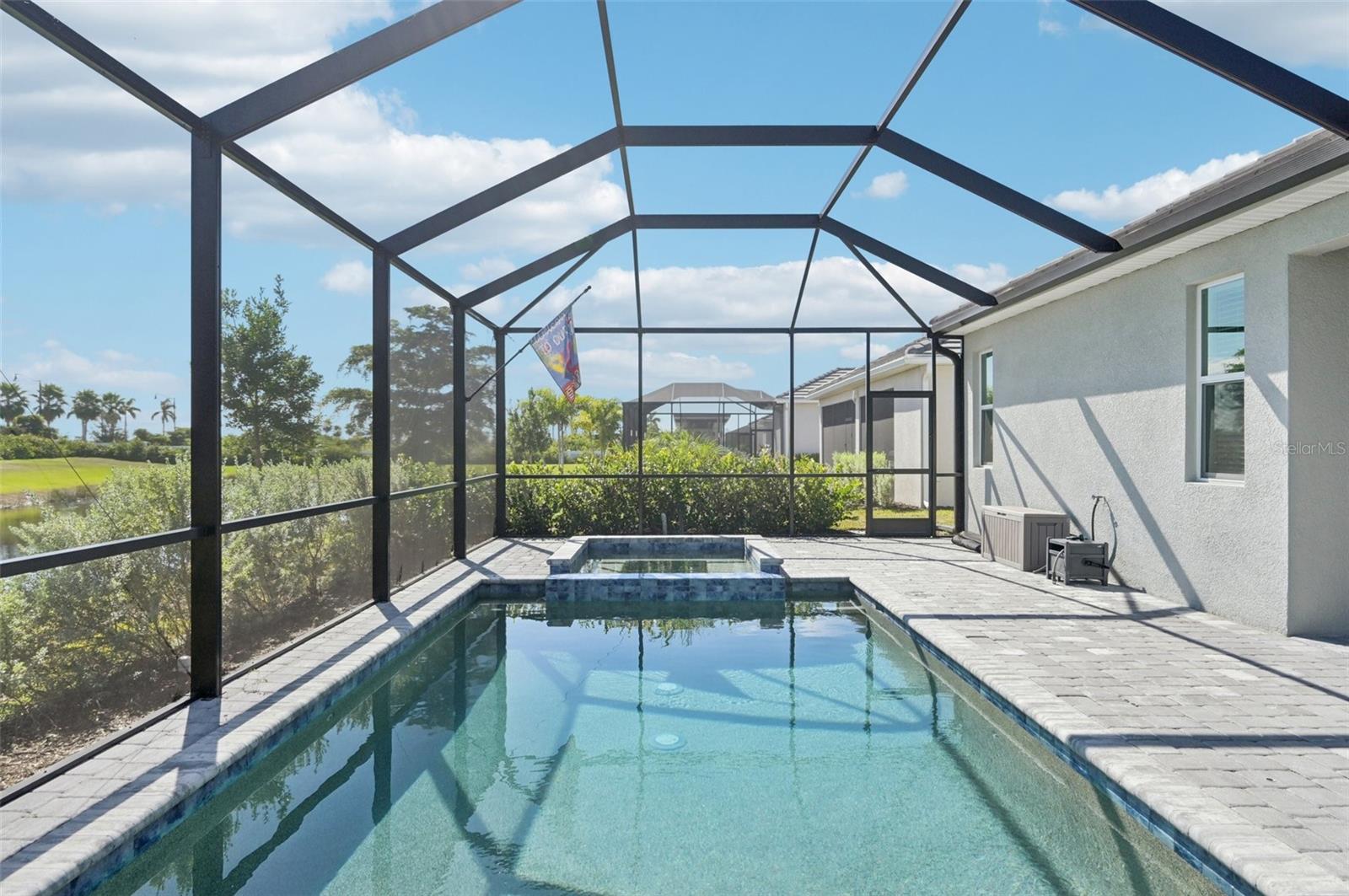 WELLEN PARK GOLF & COUNTRY CLUB - Residential