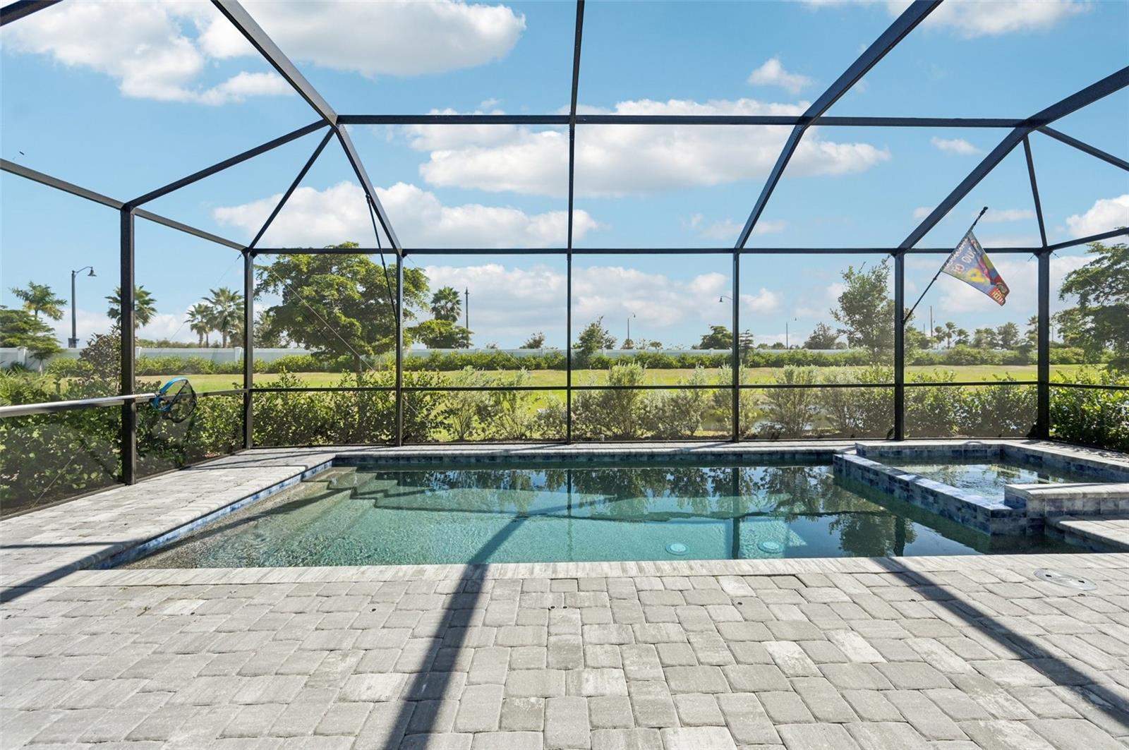 WELLEN PARK GOLF & COUNTRY CLUB - Residential