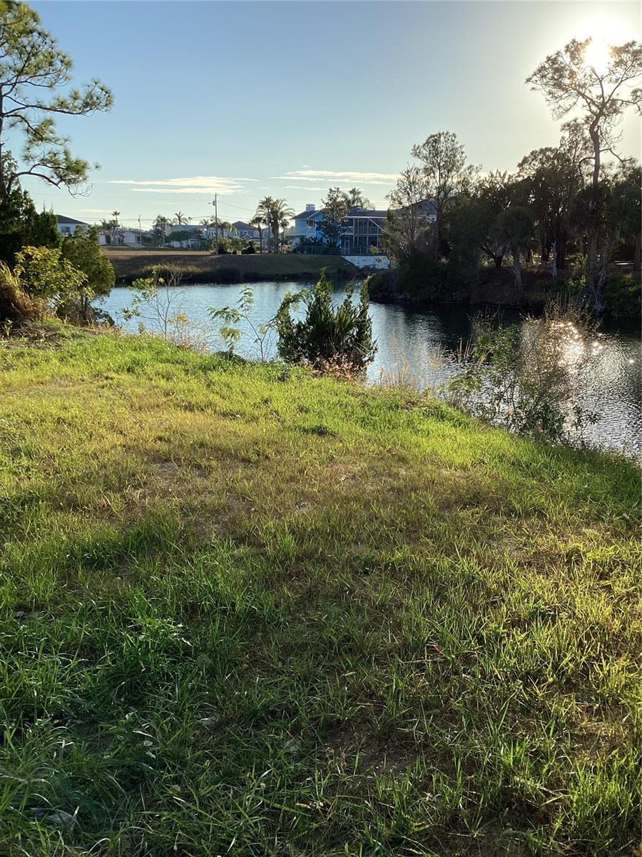 HERNANDO BEACH - Residential