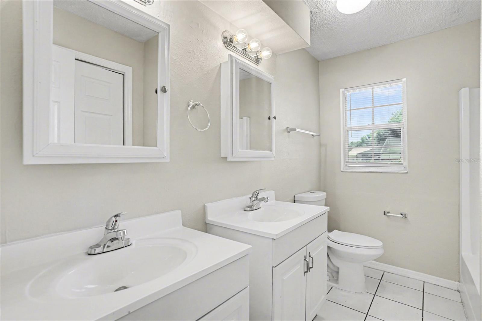 IVY ESTATES UNIT 1 - Residential