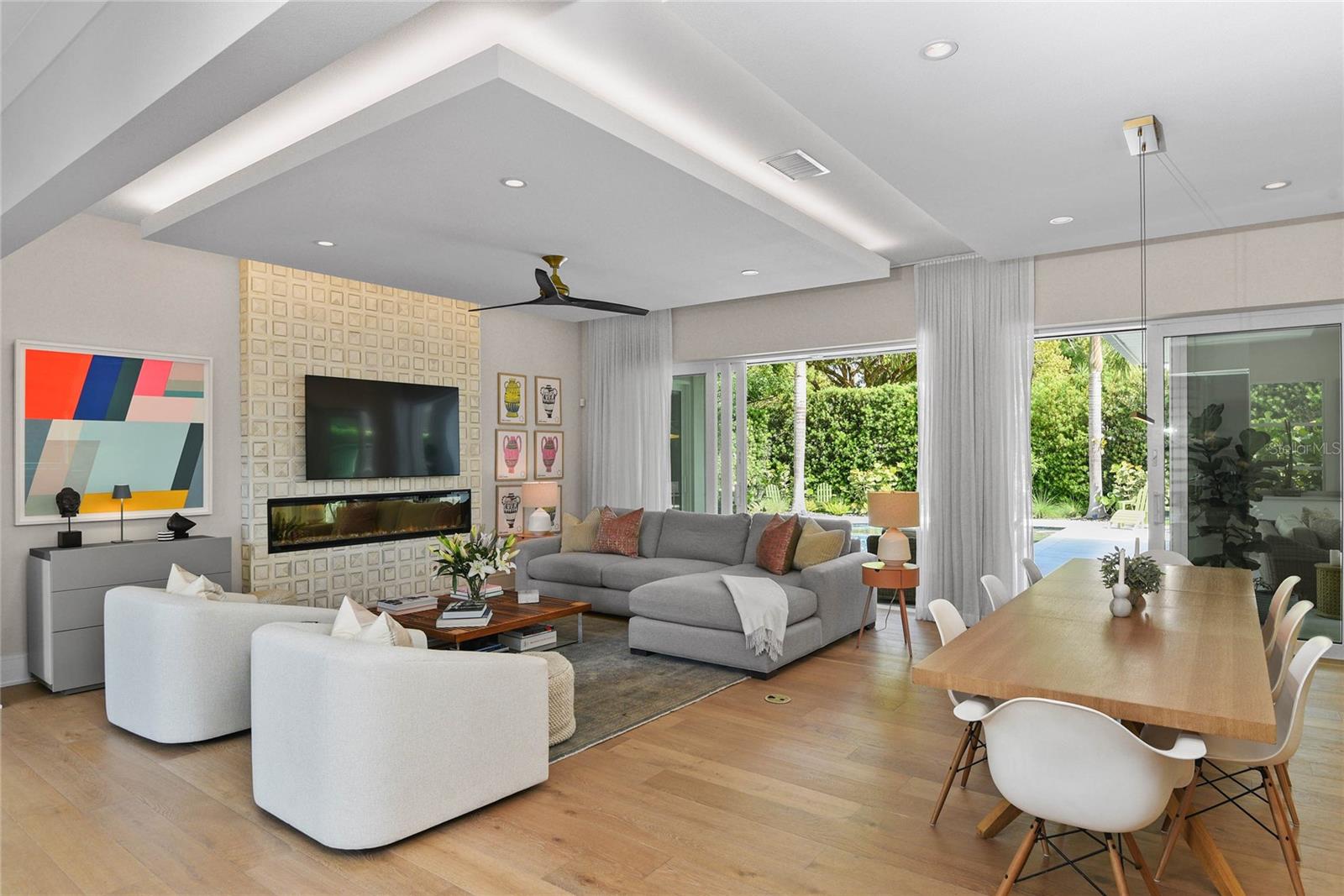 1795 GREENWICH AVENUE