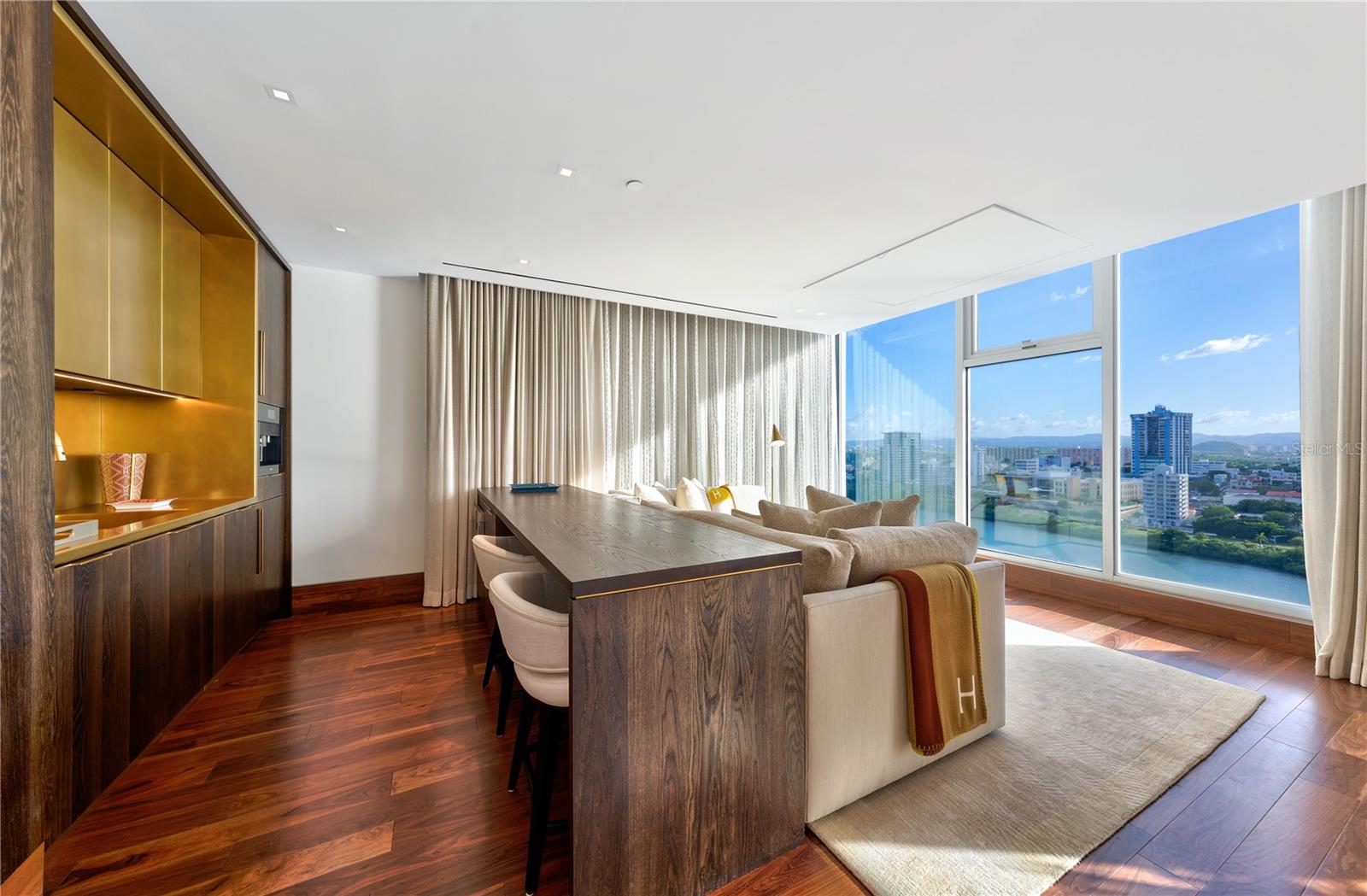 CONDADO - Residential