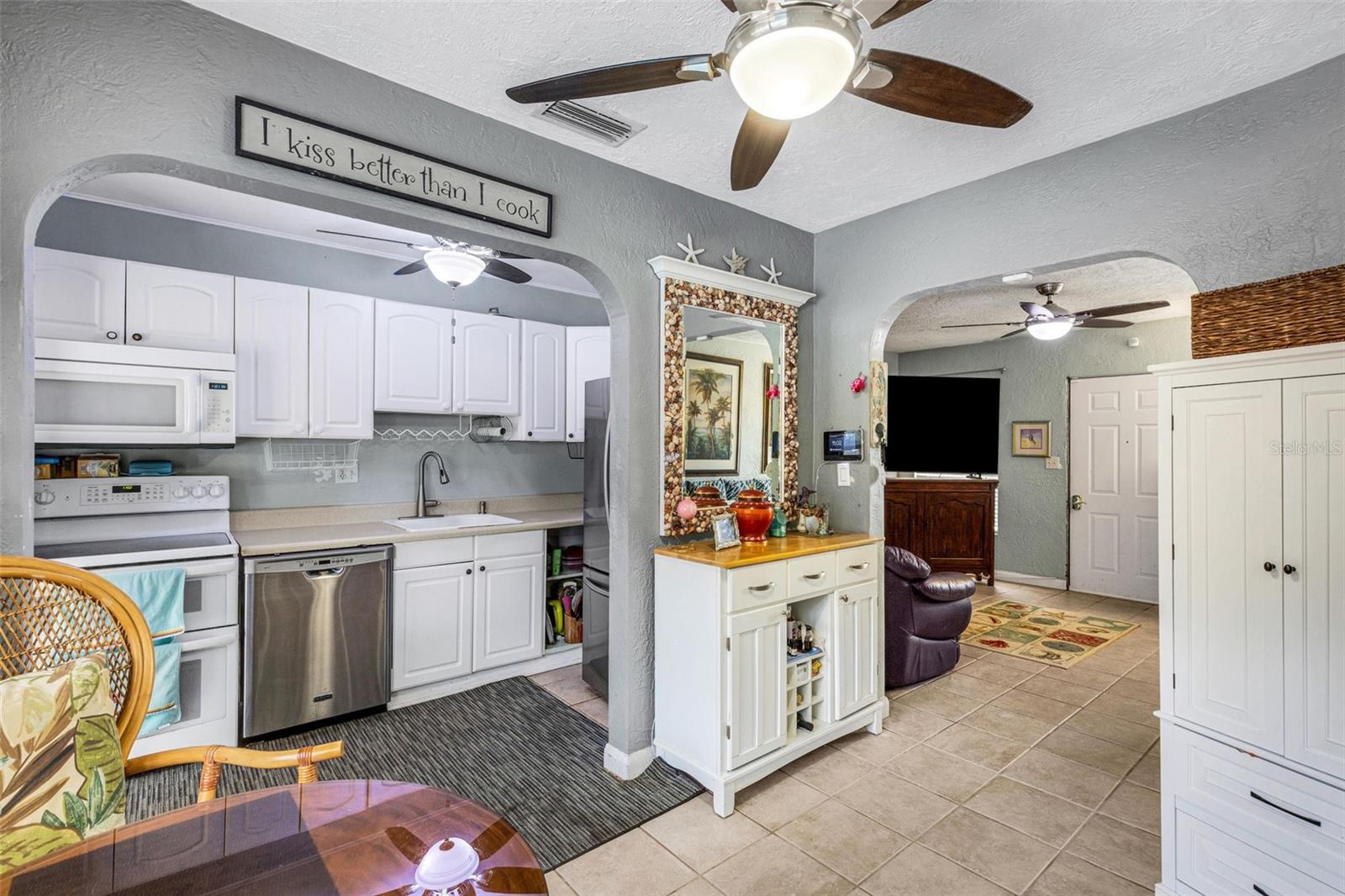 AVONDALE - Residential