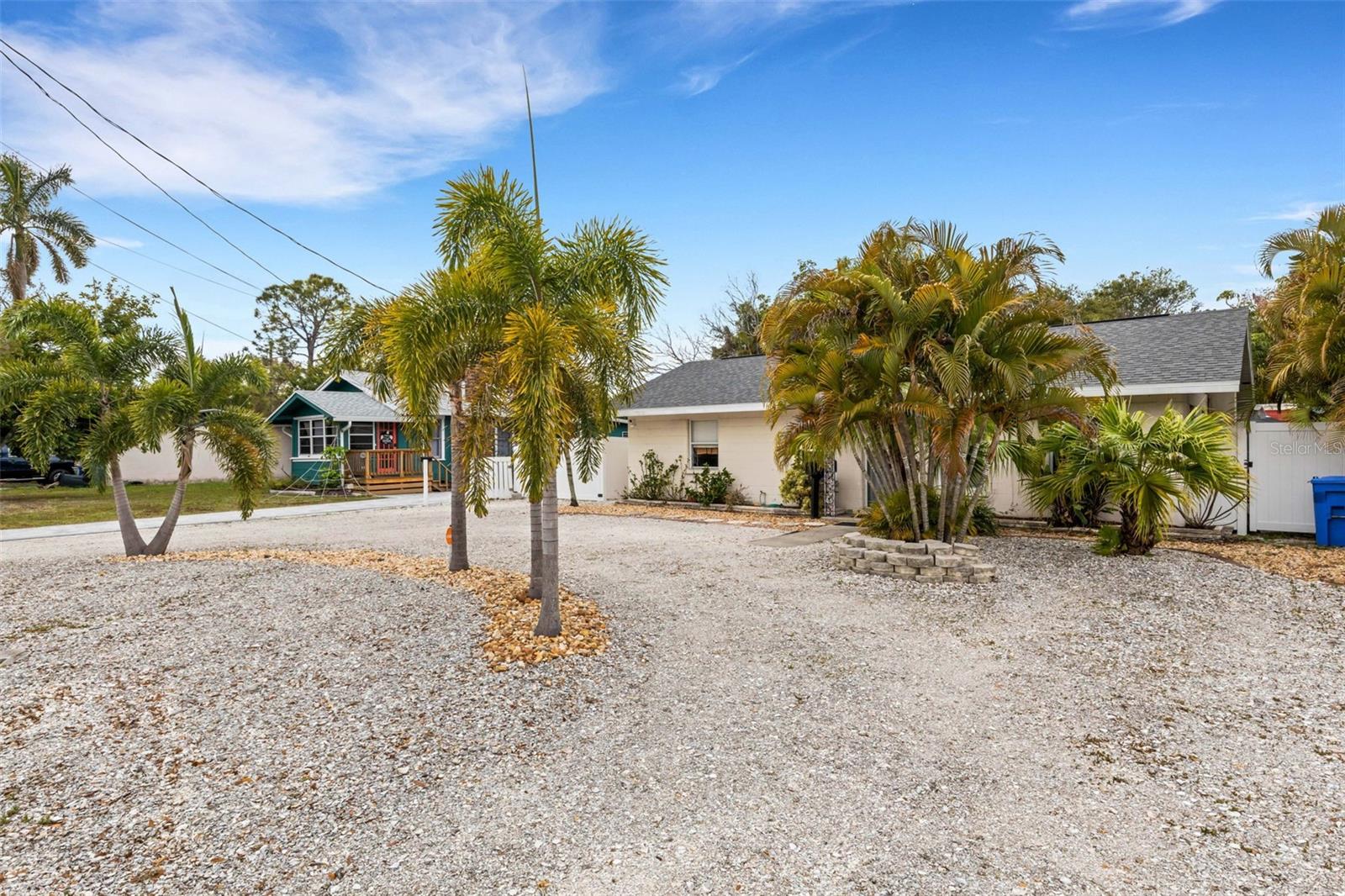 AVONDALE - Residential