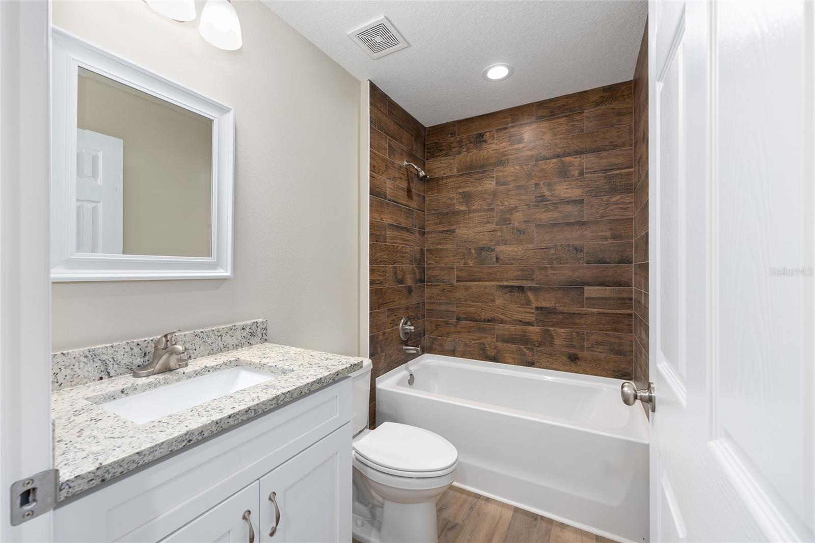 SILVER SPGS SHORES UN 35 - Residential