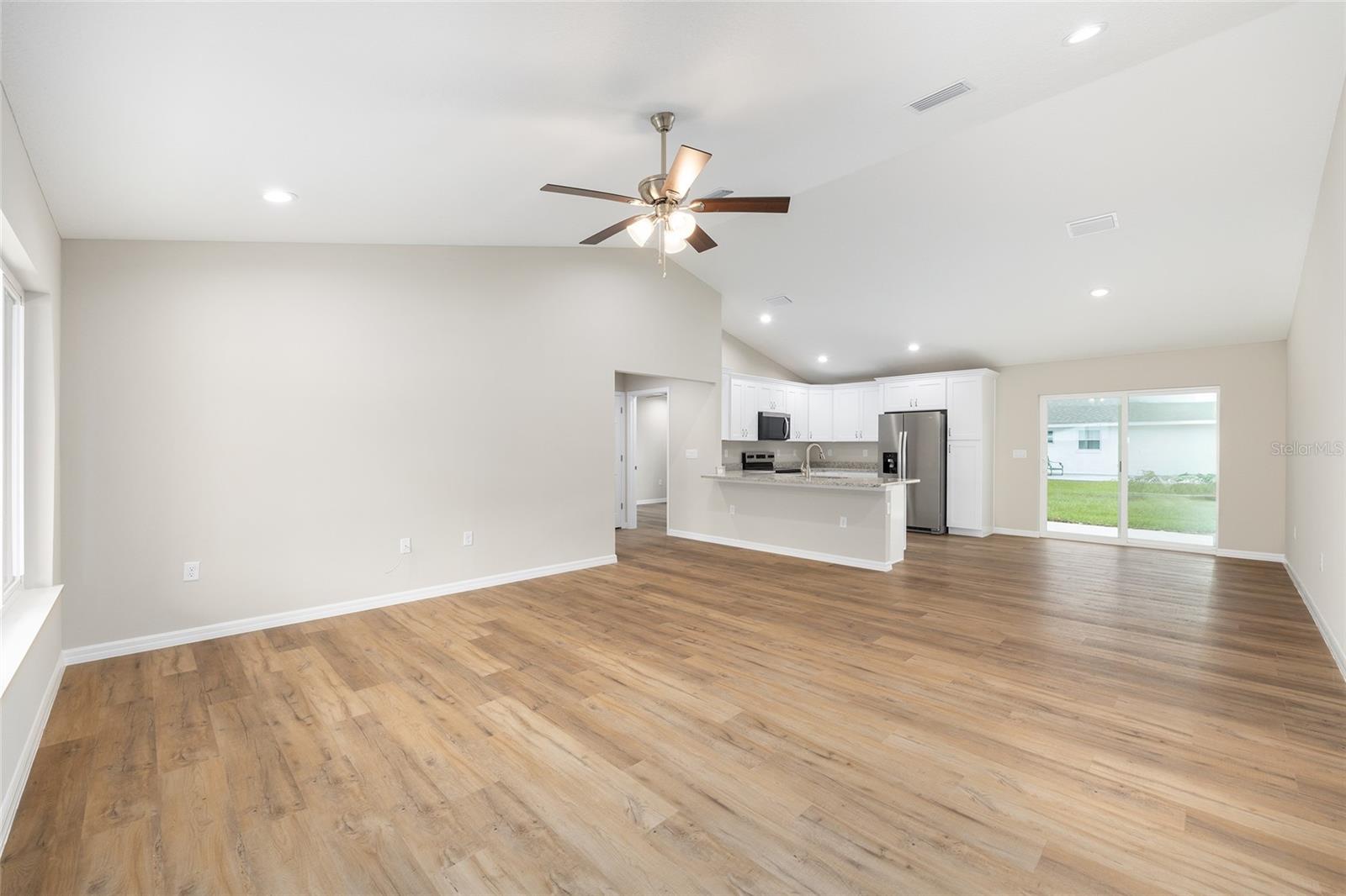 SILVER SPGS SHORES UN 35 - Residential