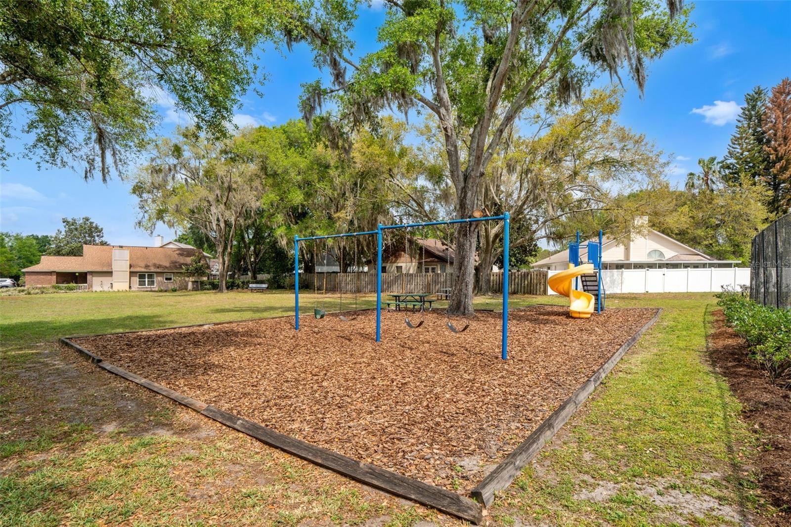 HYDE PARK - Residential