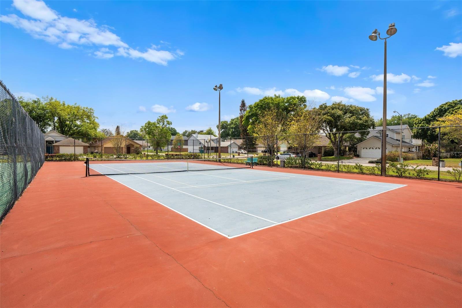 HYDE PARK - Residential