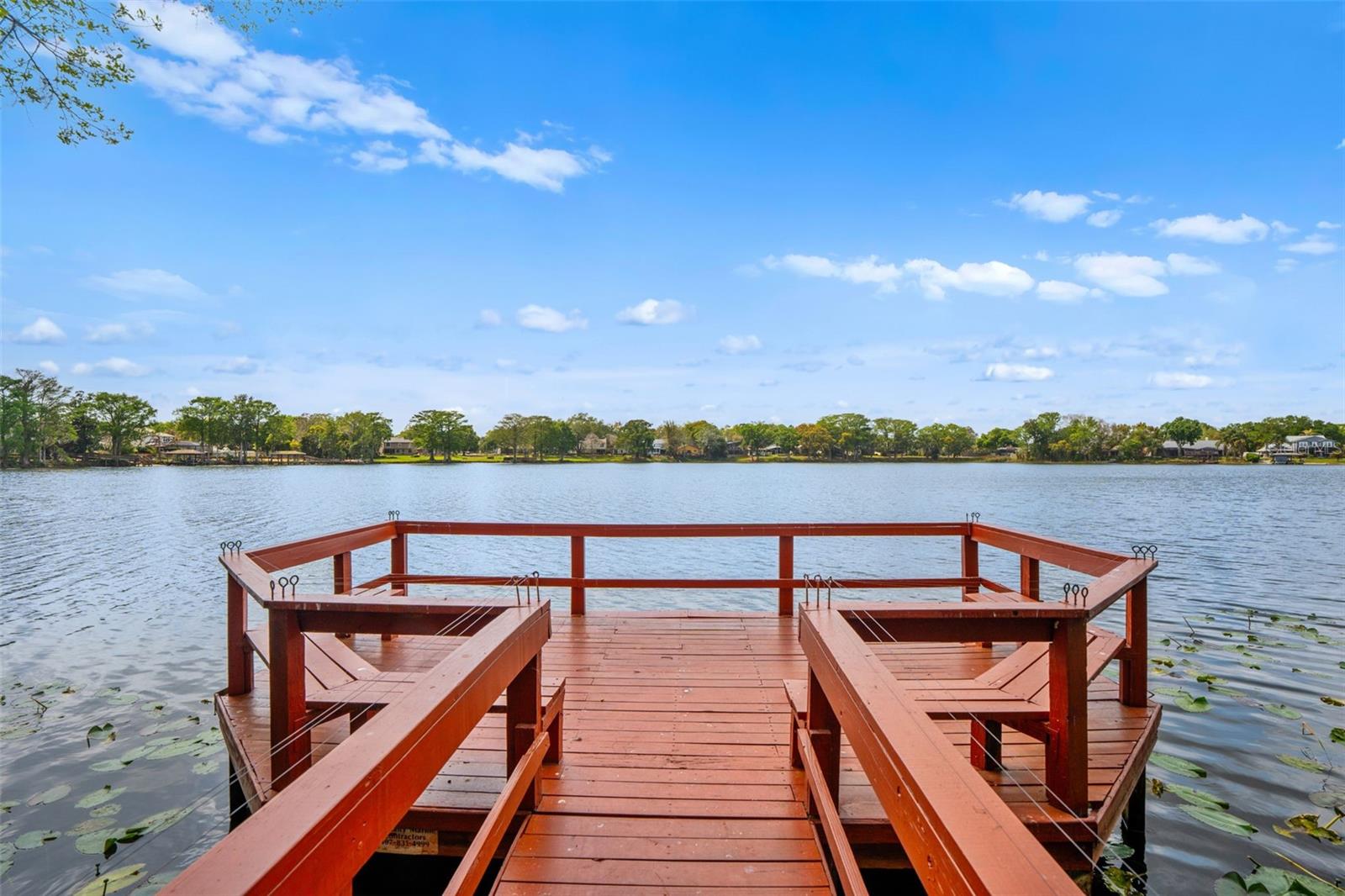 HYDE PARK - Residential