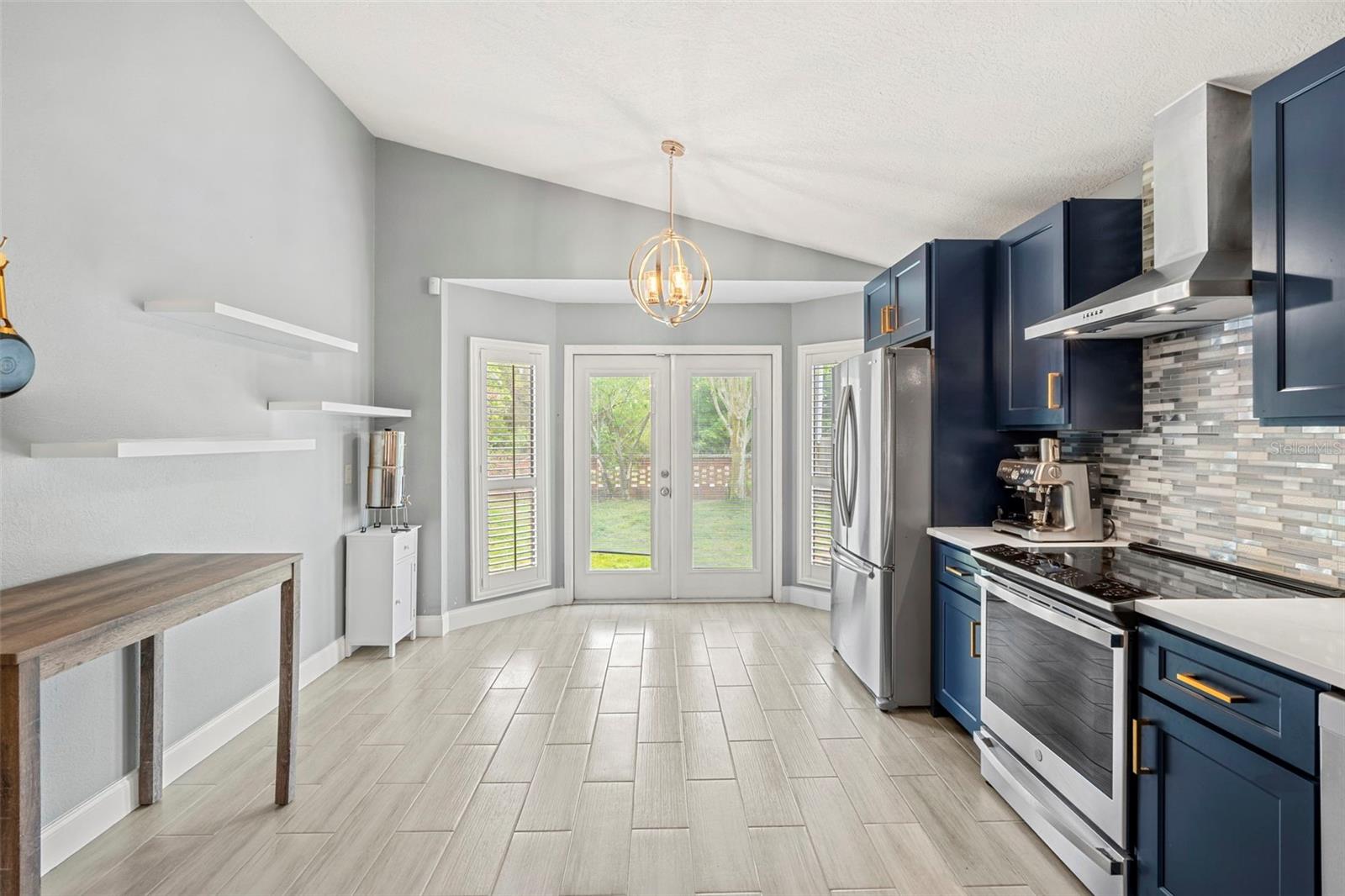 HYDE PARK - Residential