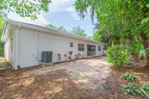 A home in TAMPA