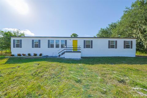 Photo of 2011 E 60 Highway, Plant City, FL 33567 (MLS # TB8442704)