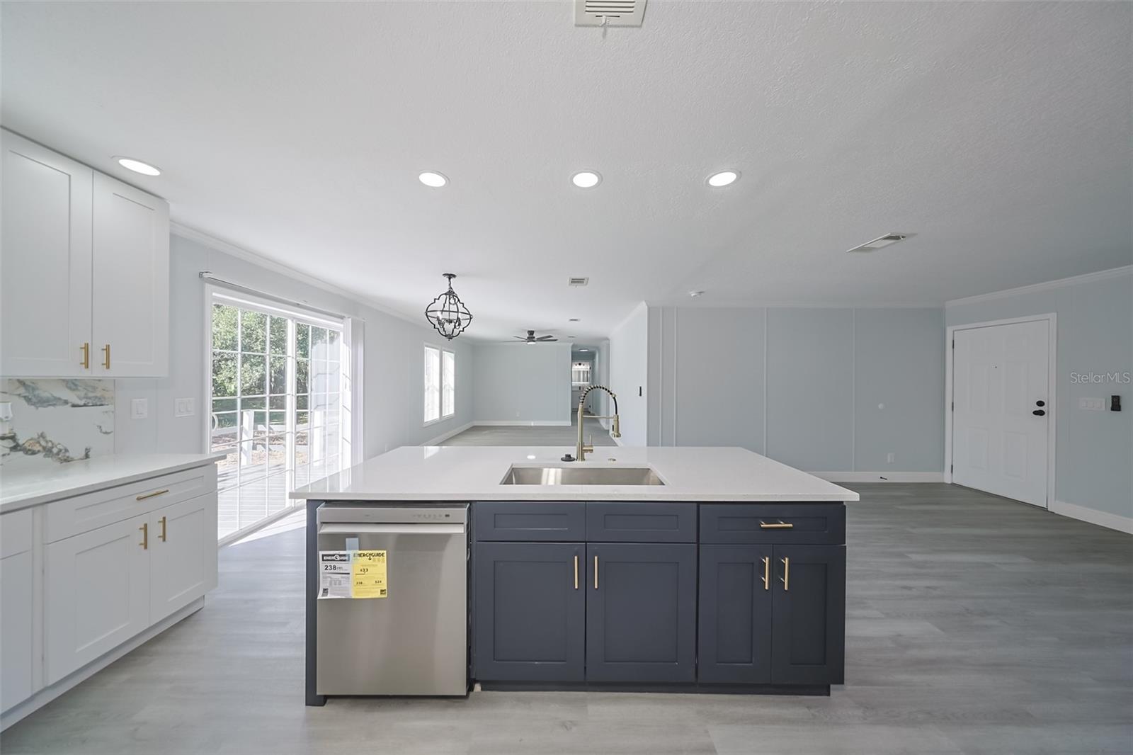 UNPLATTED - Residential