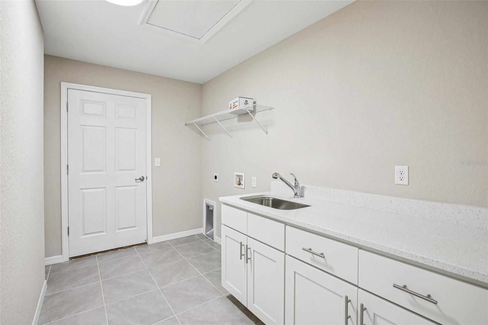 JUMPER CREEK MANOR - Residential